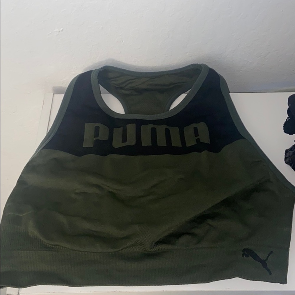 Sports bra